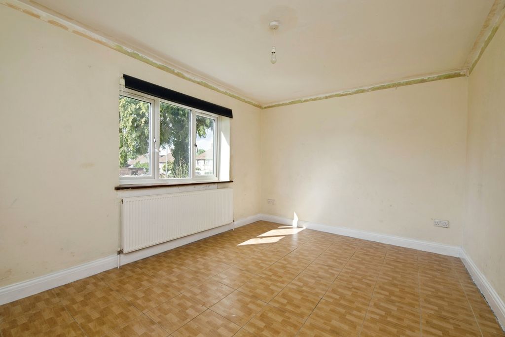 Property photo 3 of 21 Pbox-Img.Jpg