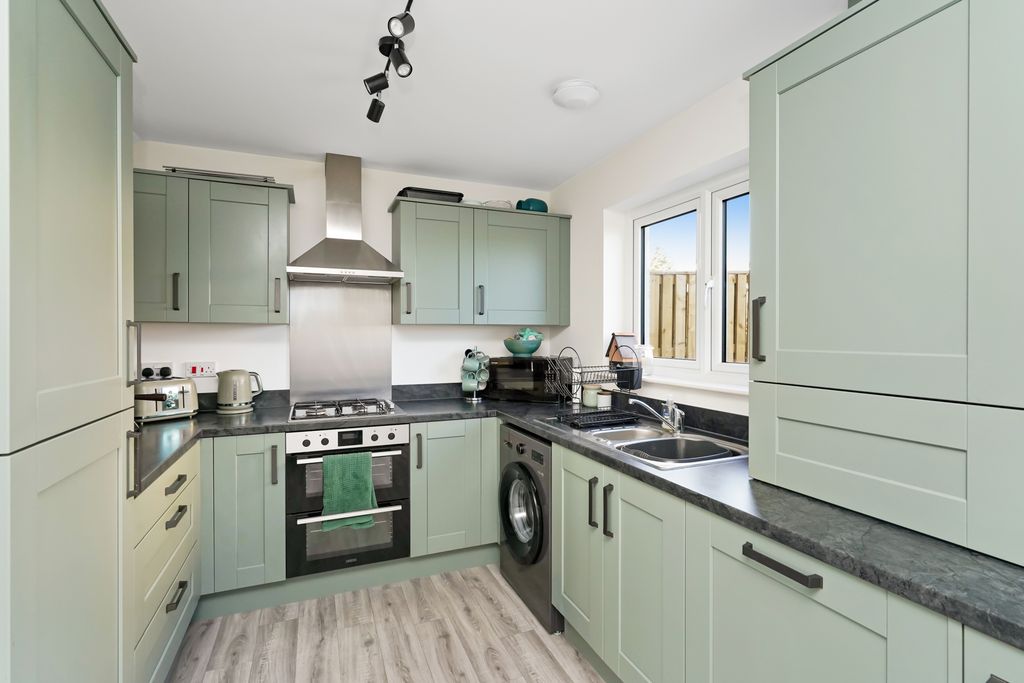 Property photo 1 of 19 Primary Property Image