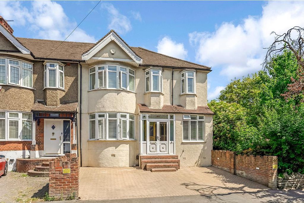 Property photo 1 of 22