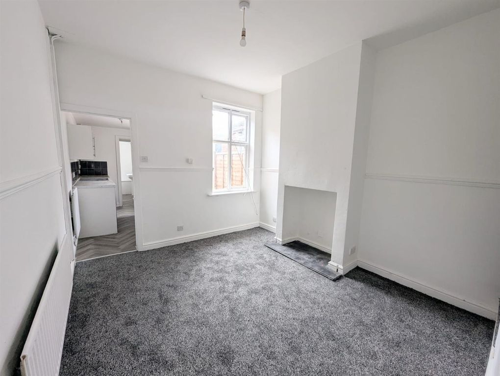 Property photo 1 of 6 77Bedc8c-cc0B-413A-9845-16252A6B3d2d.Jpg