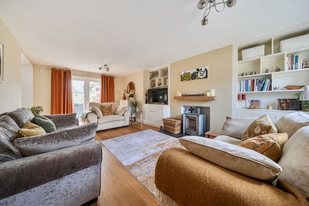 Property photo 2 of 26 1469082-16-6A217Fbfb1223