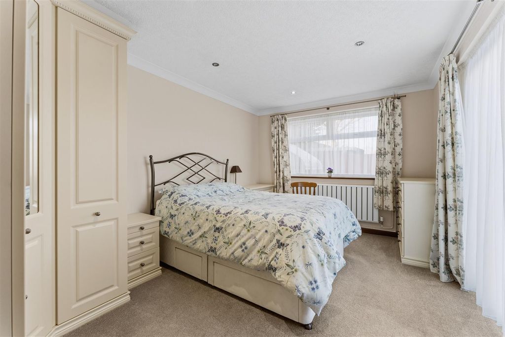 Additional image 8 of 3 bed detached bungalow for saleNN15, East Avenue, Kettering