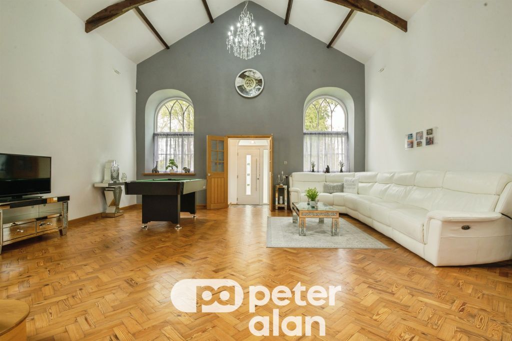 Property photo 3 of 27