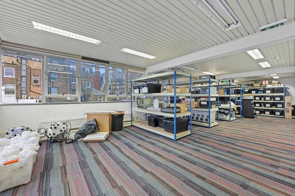 Property photo 3 of 5 Olpil282Kingstreet8 Large.Jpg