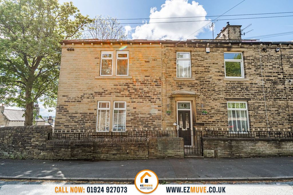 Property photo 1 of 42