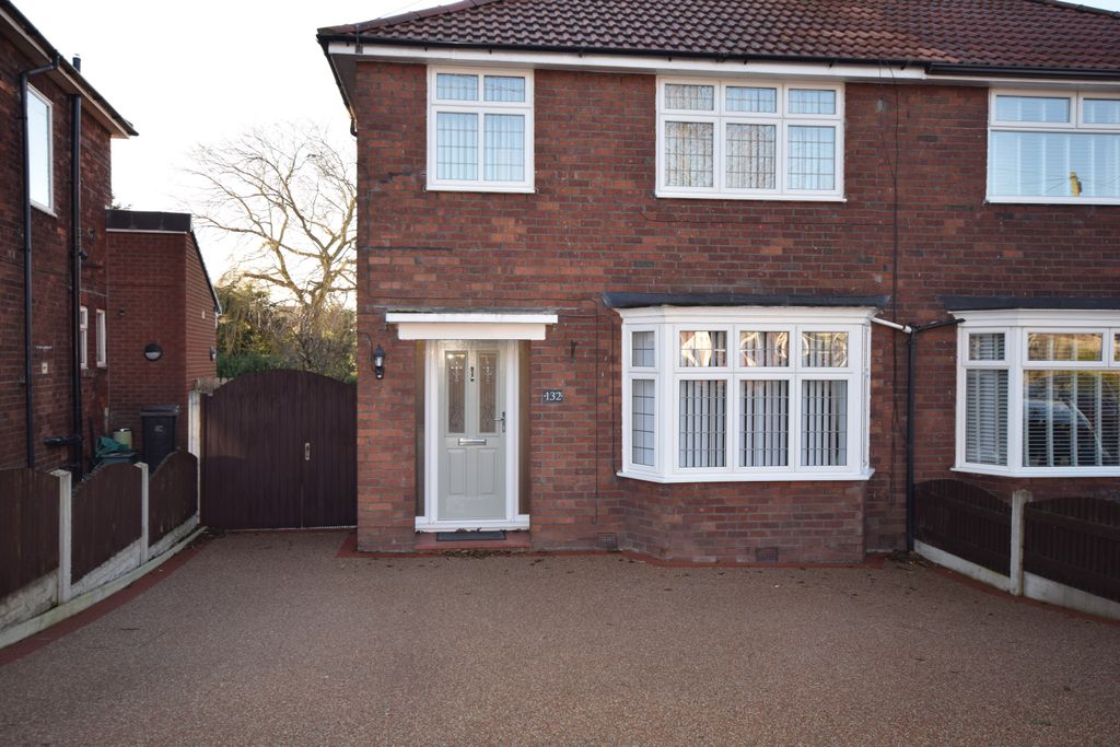 Property photo 1 of 18 3 Bedroom House For Rent