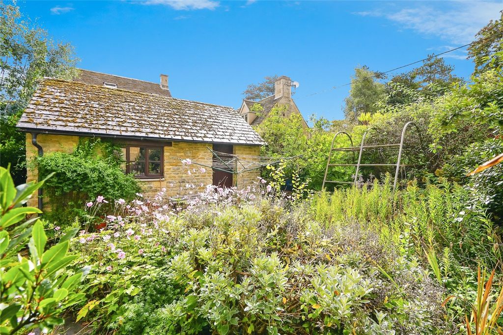 Property photo 3 of 10 Picture No. 02
