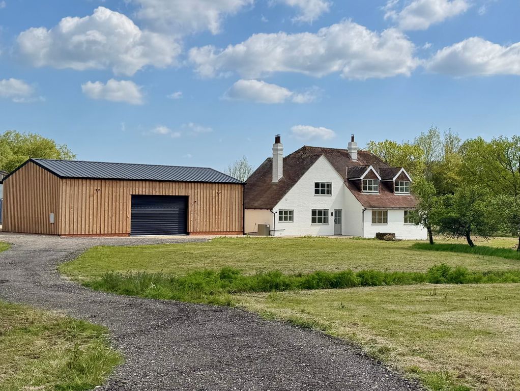 Property photo 1 of 24