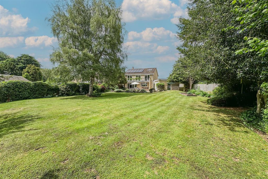 Property photo 1 of 27 Rear Garden/Elevation