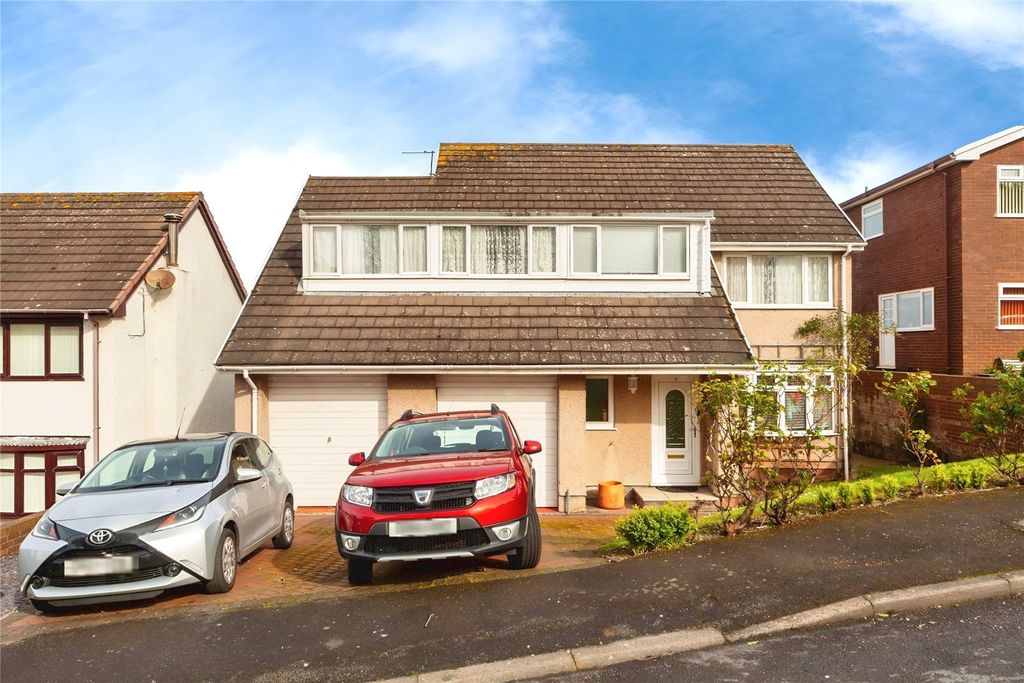 Property photo 1 of 17 Picture No. 18