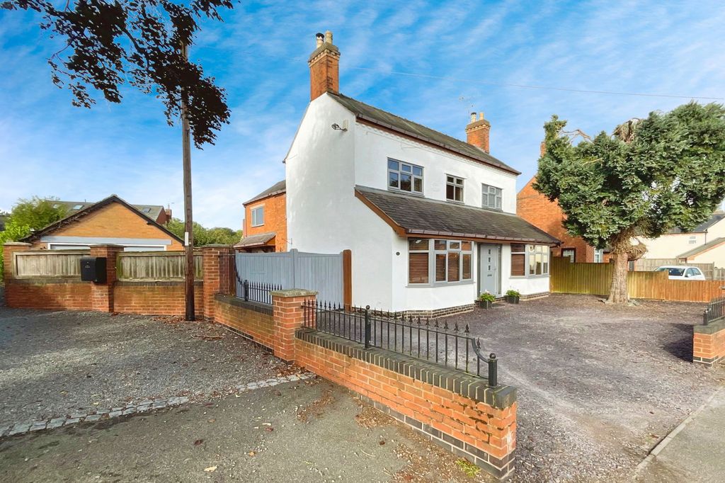 Property photo 1 of 26