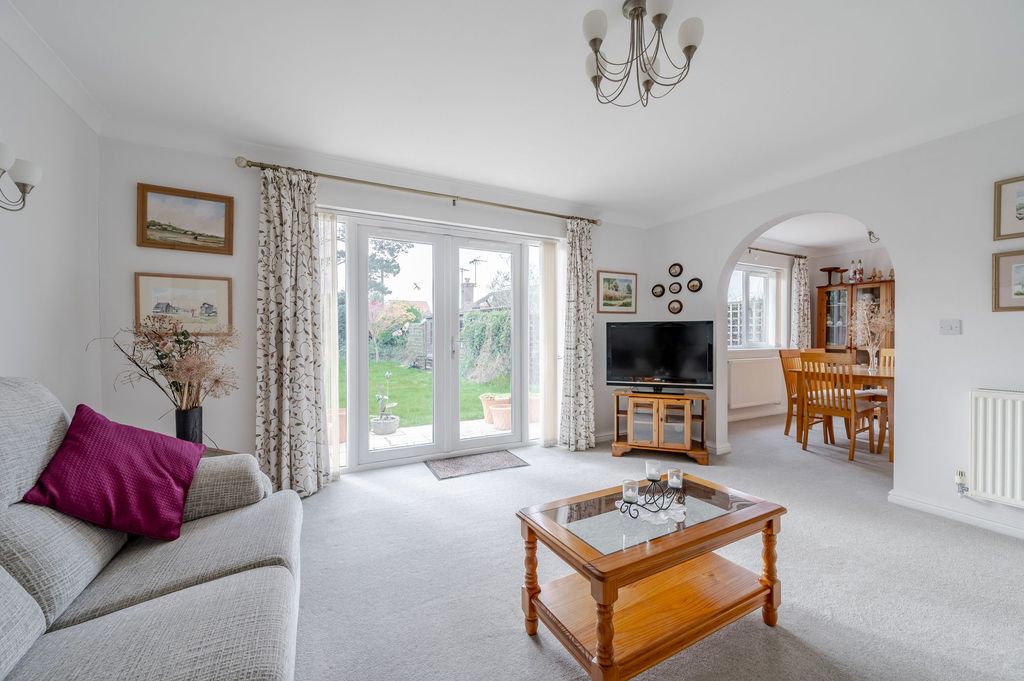 Property photo 3 of 19