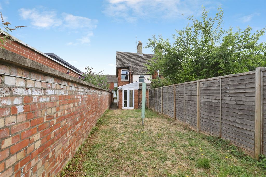Property photo 3 of 13