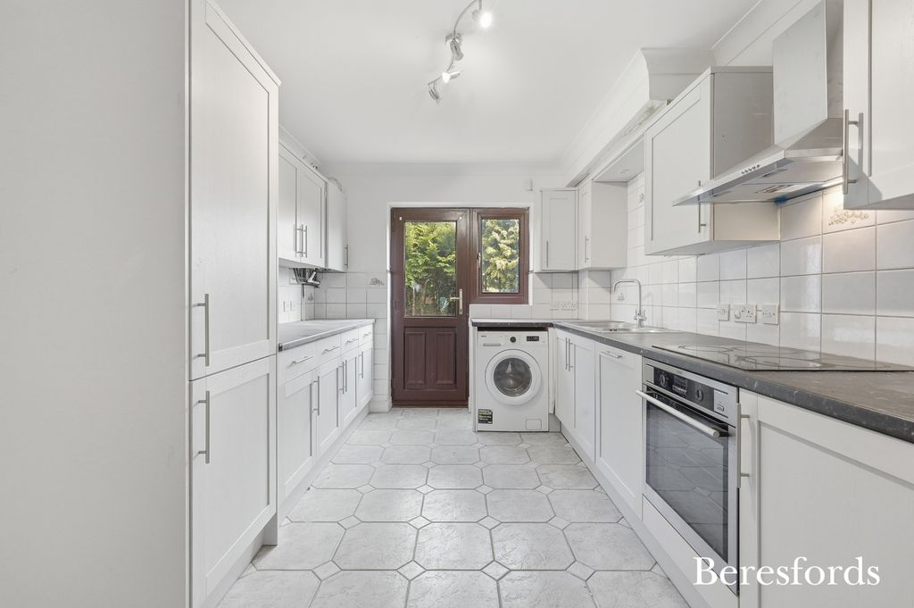 Property photo 3 of 18 Picture No. 91