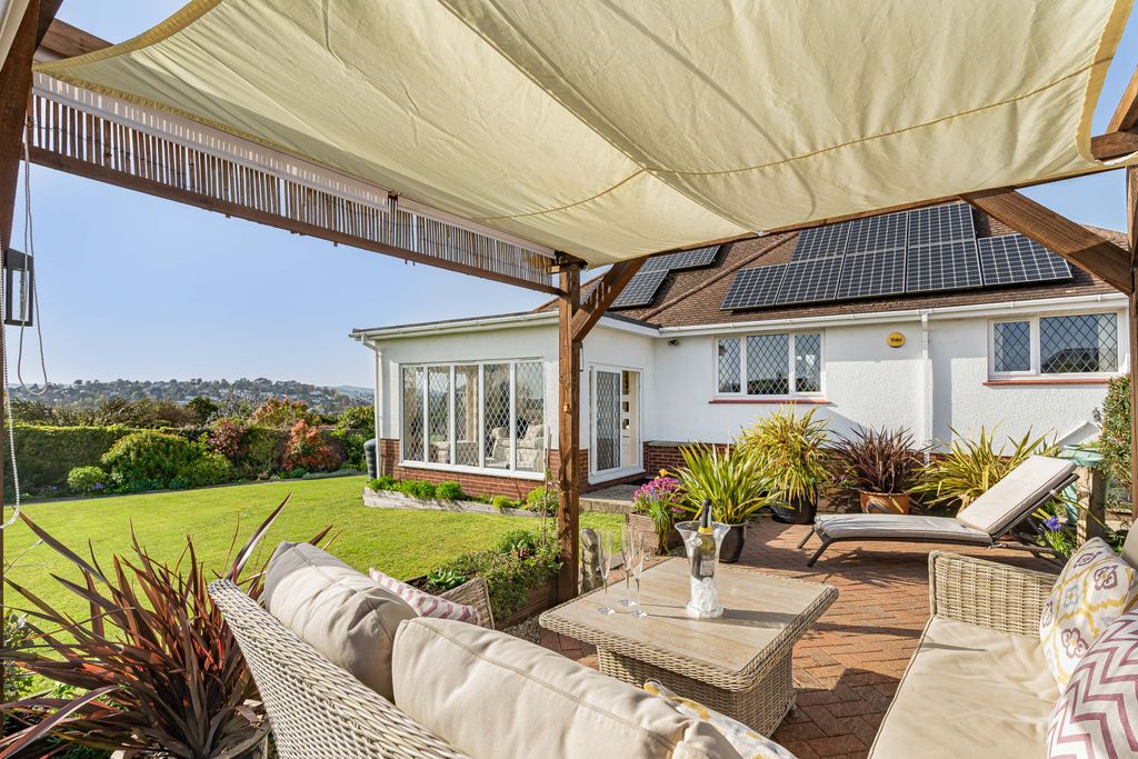 Property photo 1 of 38