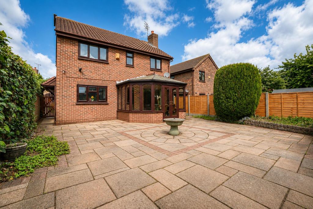 Property photo 2 of 23 A602A166-58c4-475E-9240-610d7Eeb4F0c.Png