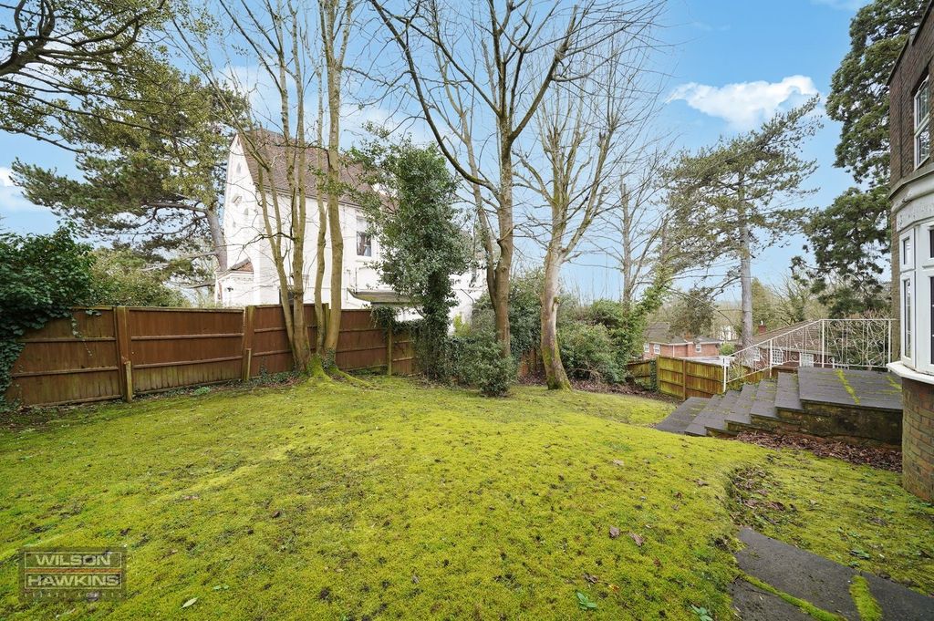 Property photo 2 of 18