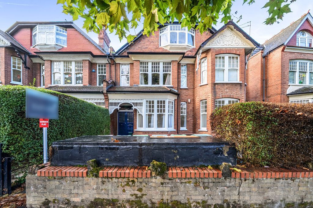Property photo 1 of 13 1-6Ad23066828De-1...