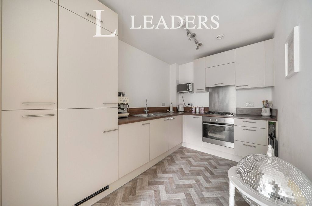 Property photo 3 of 22 971c24c8-c584-432...
