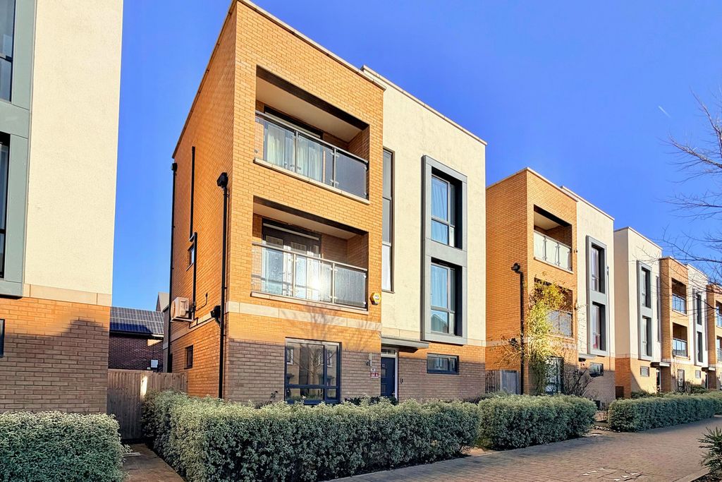 Property photo 1 of 27