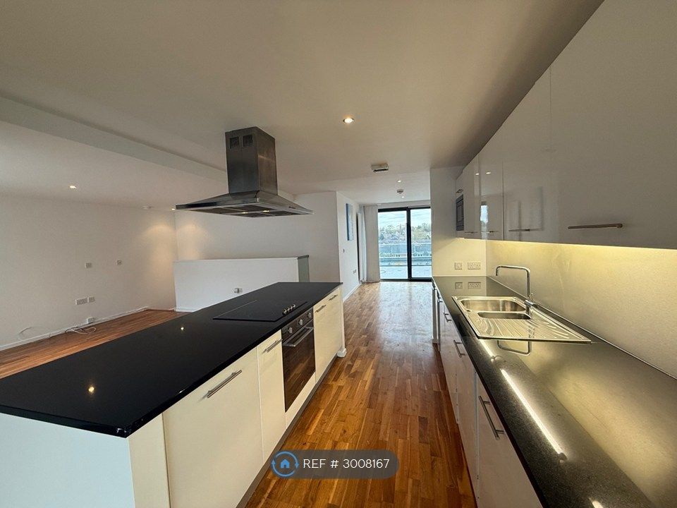 Property photo 1 of 25