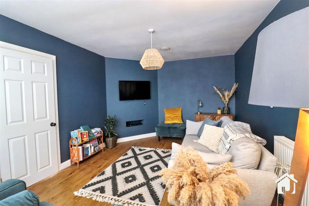 Property photo 2 of 35 Img_8571.Jpg