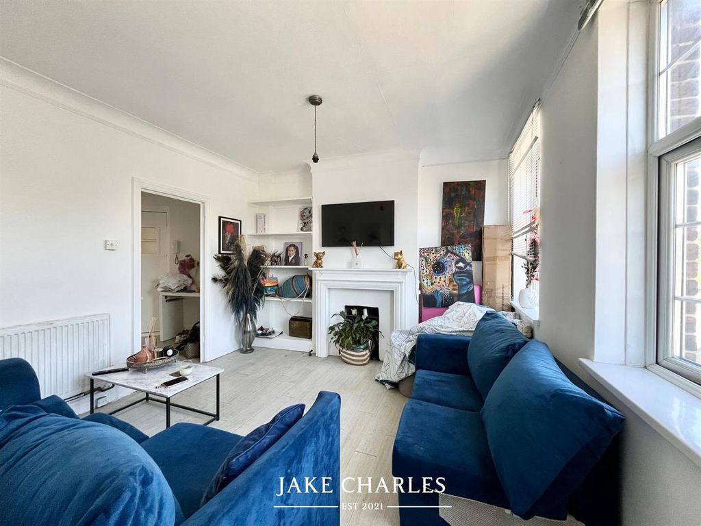Property photo 1 of 13 B78Ea1d4-F710-445d-9B58-2F65c79d47E4.Jpg