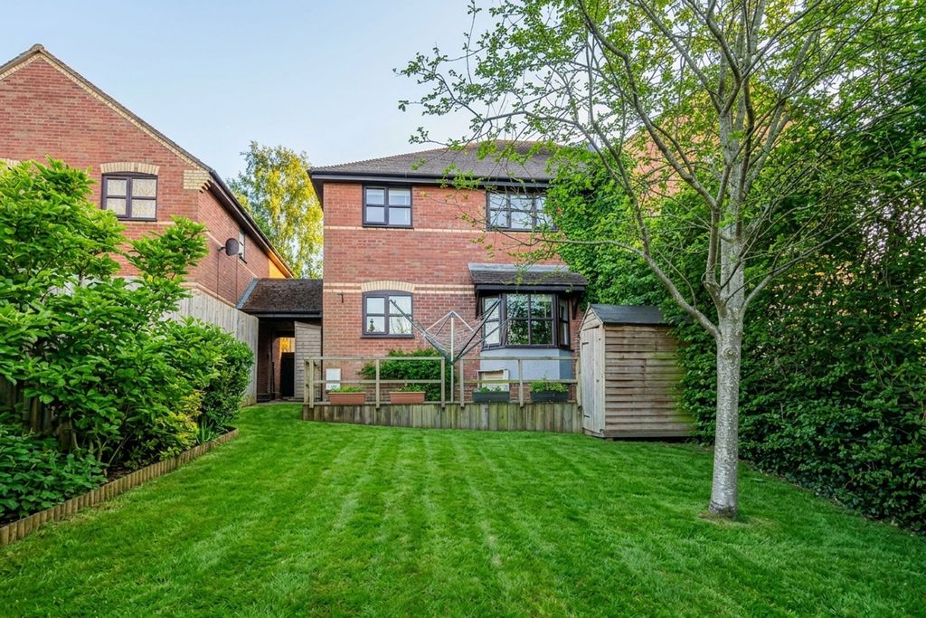 Property photo 1 of 8