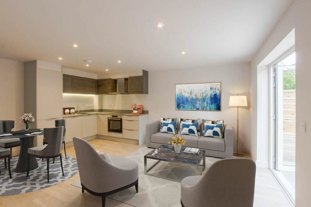 Property photo 2 of 11 Living