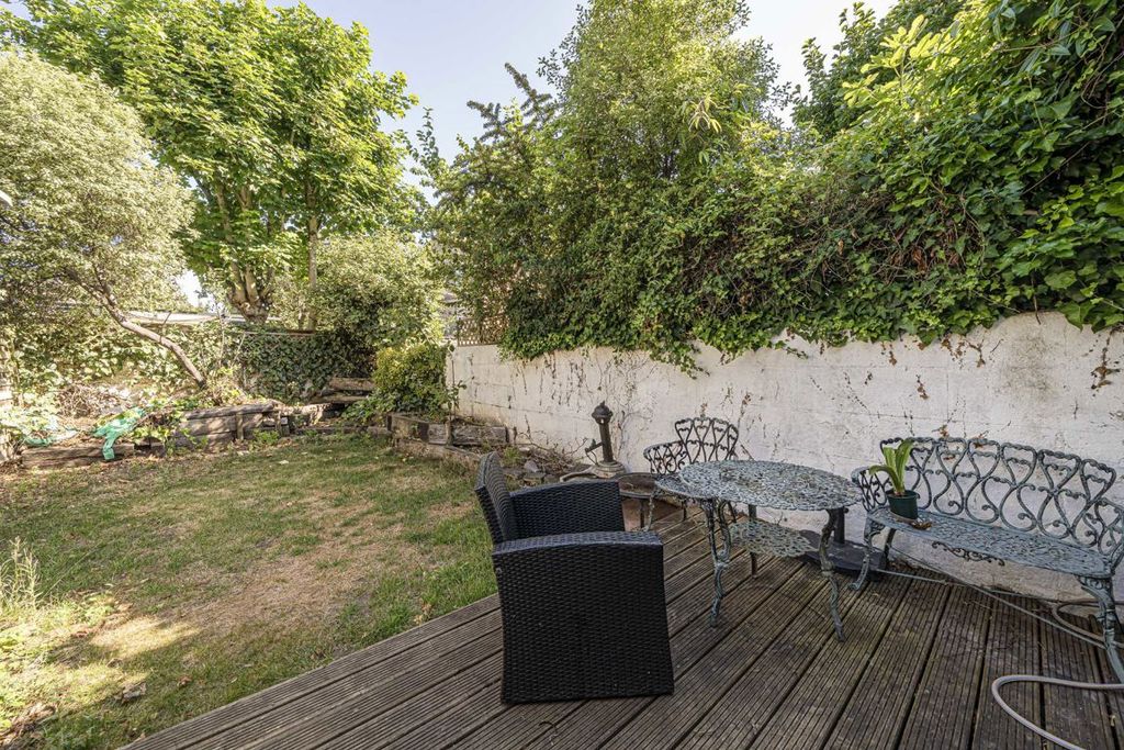 Property photo 2 of 4