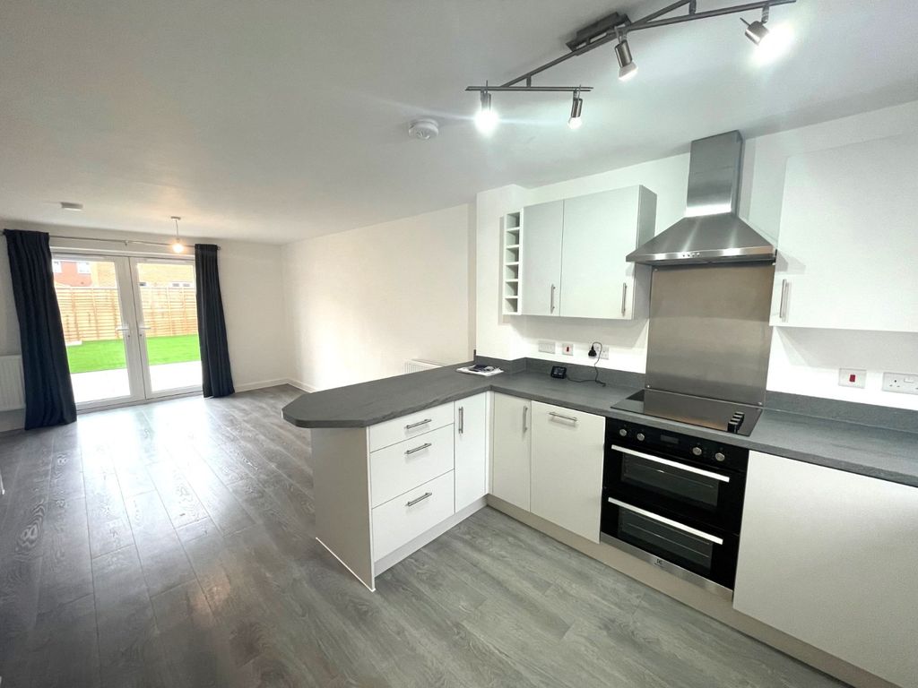 Property photo 2 of 11 Picture No. 07