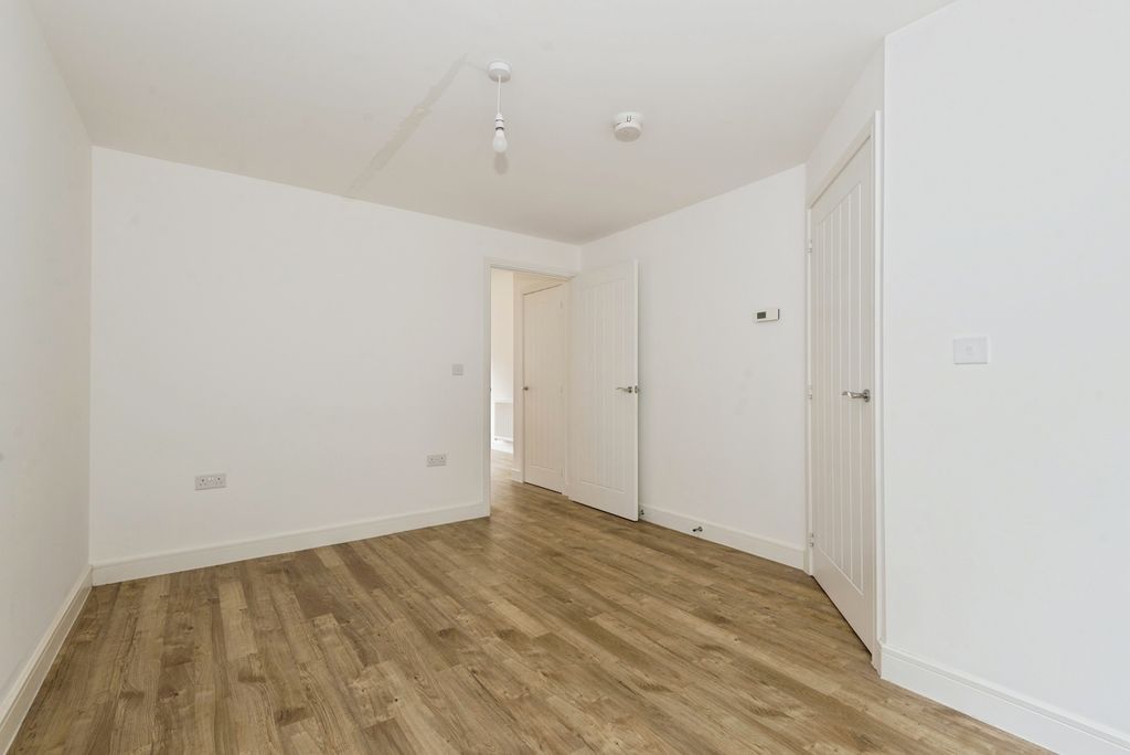 Property photo 3 of 13 Photo