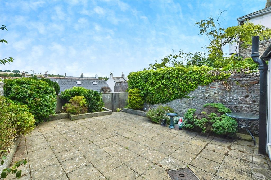 Property photo 3 of 16 3 - Picture No. 28