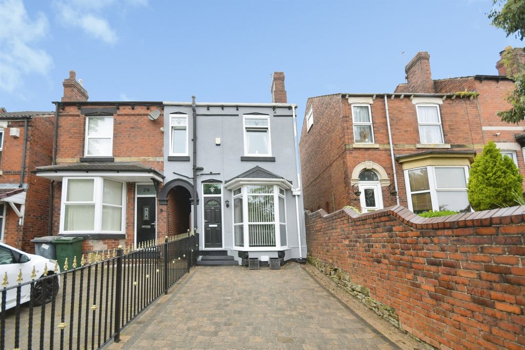 Property photo 1 of 17