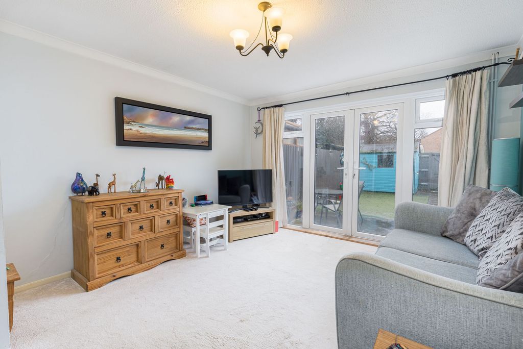 Property photo 2 of 16