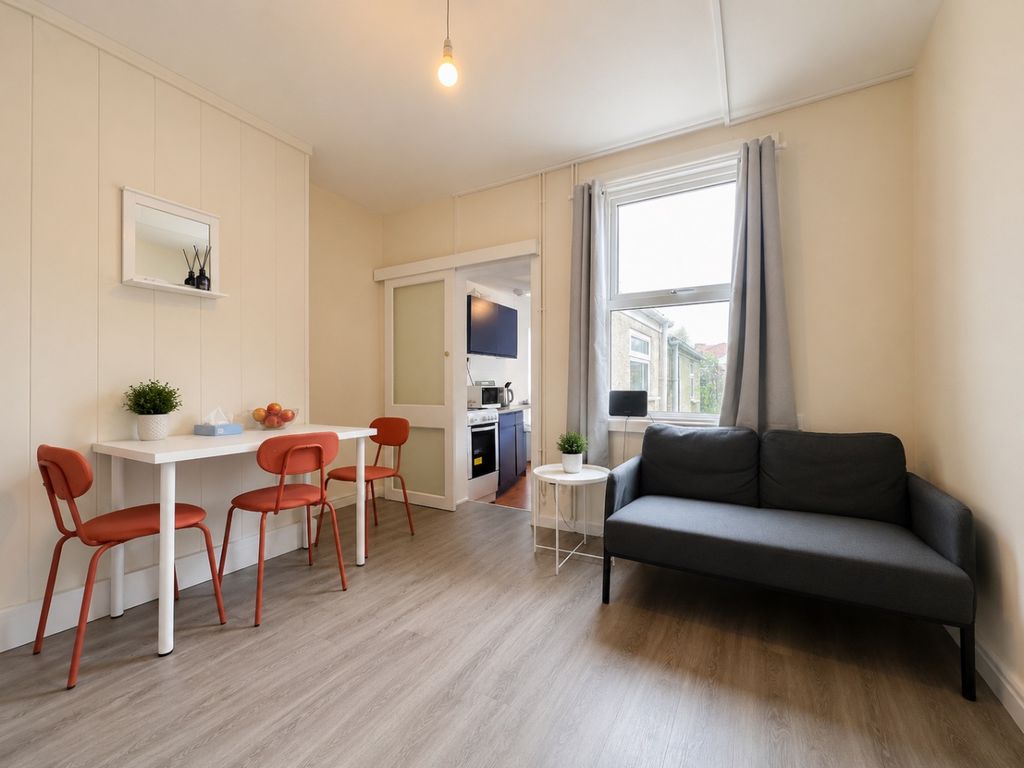 Property photo 3 of 11 5298274