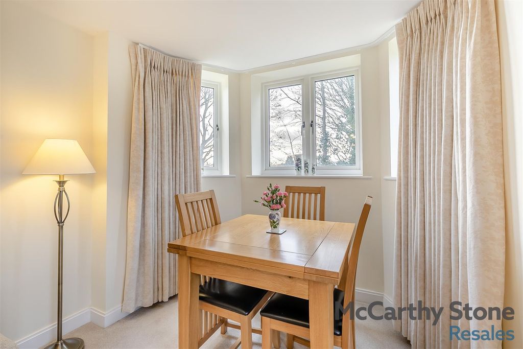 Property photo 3 of 34 8669042-Interior05.Jpg