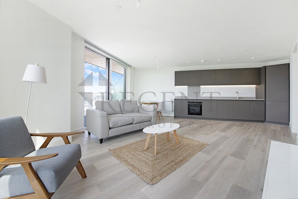 Property photo 1 of 9 Open Plan