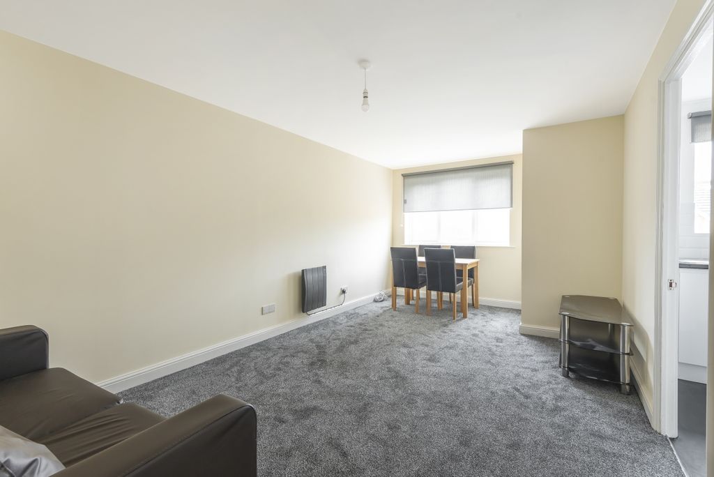 Property photo 2 of 6 Concord Court (2)