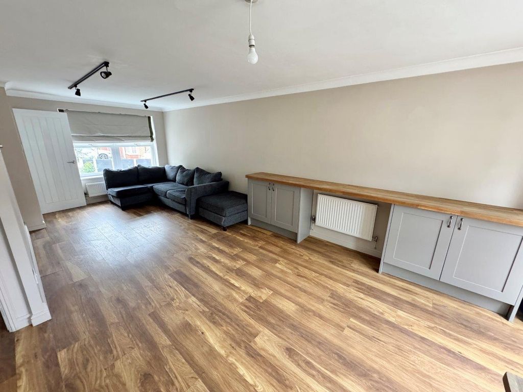 Property photo 3 of 18 Img_6376.Jpg