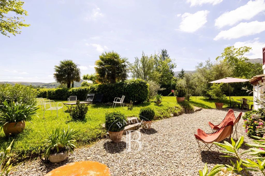 Property photo 3 of 11