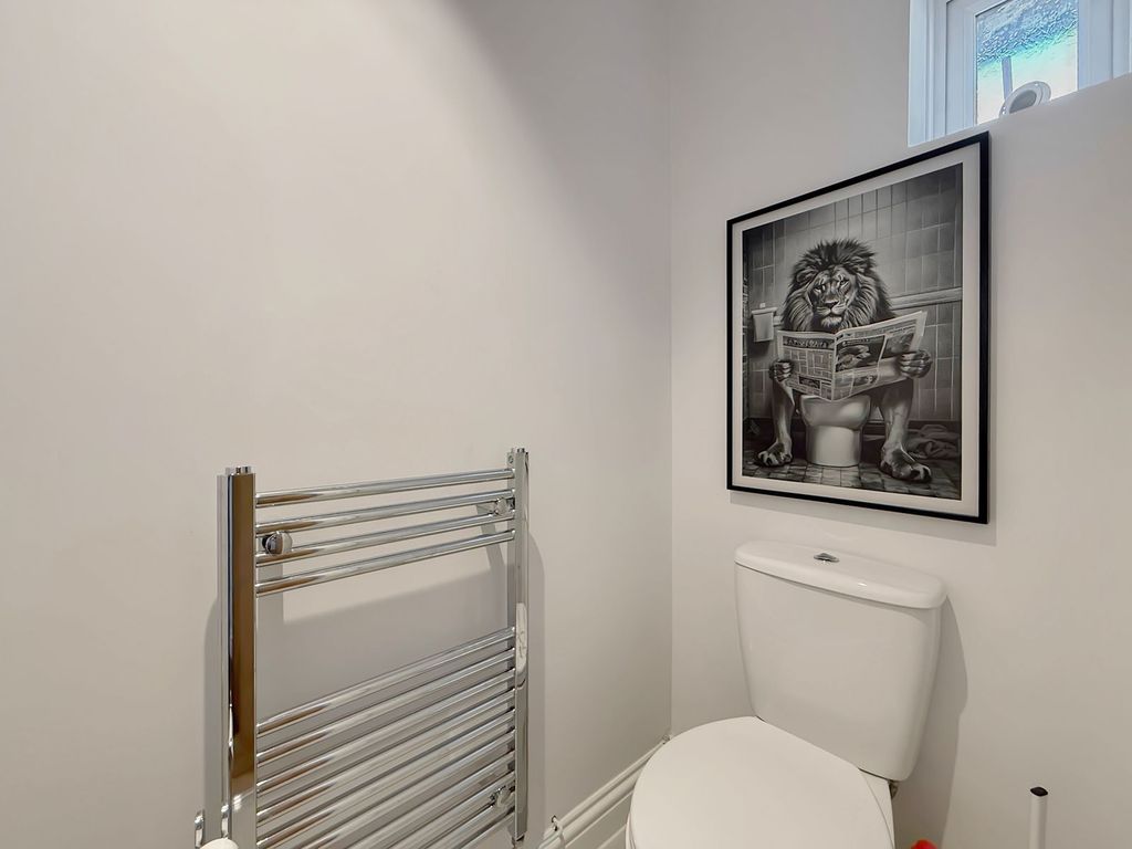 Property photo 2 of 24