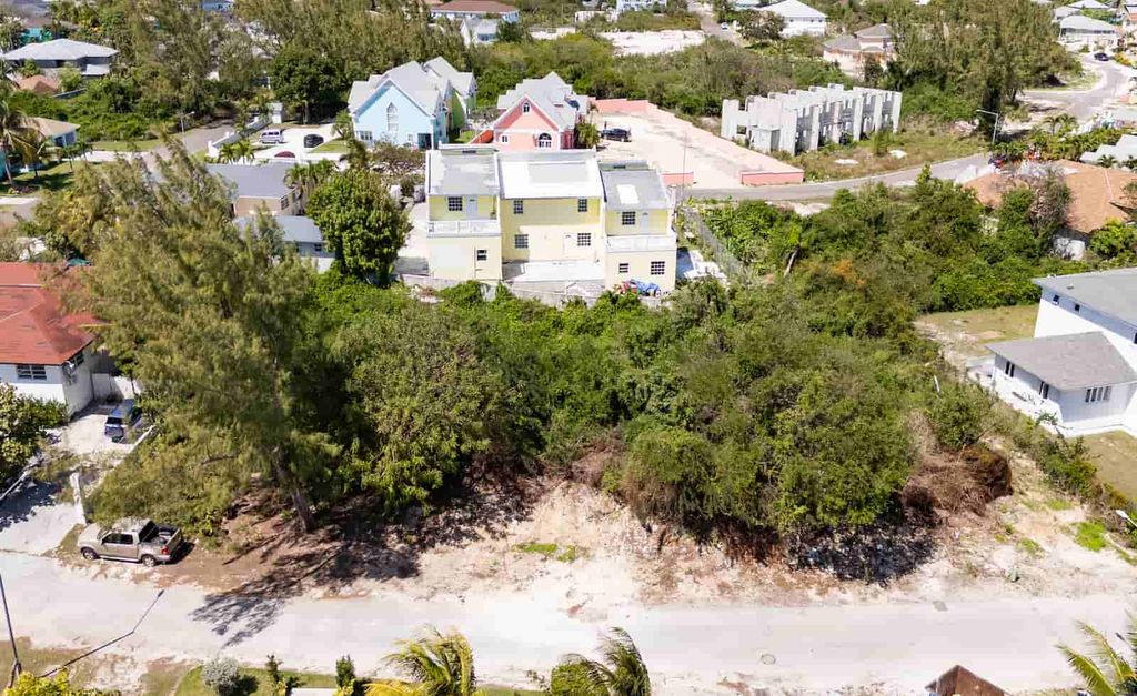 Property photo 2 of 9