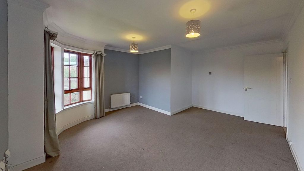 Property photo 2 of 10 Photo 2