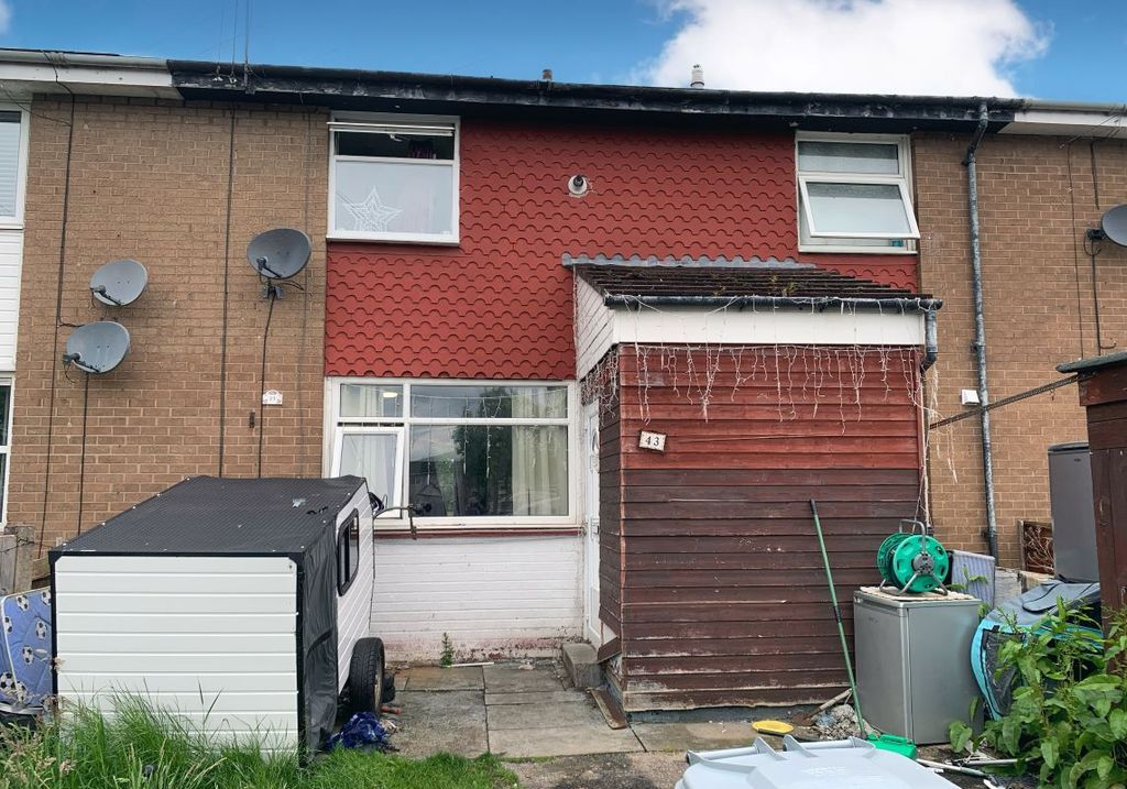 Property photo 1 of 1