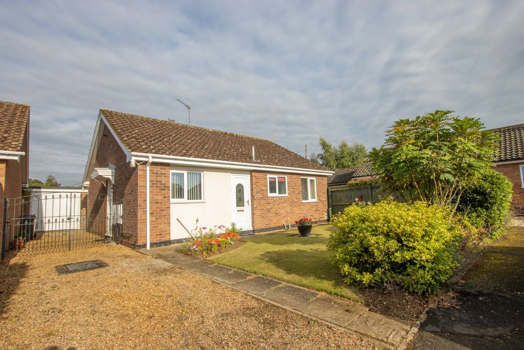 Property photo 1 of 16 3455740