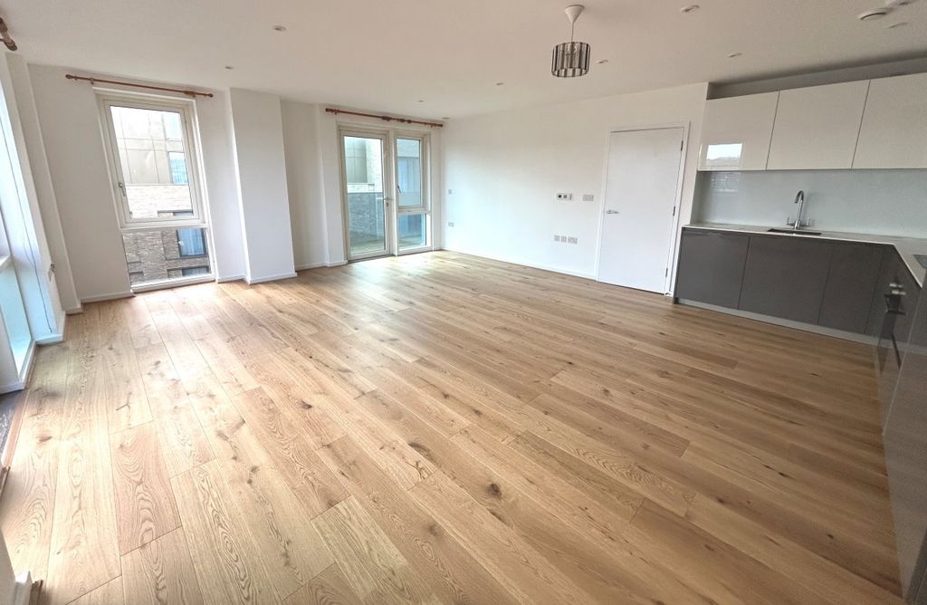 Property photo 3 of 9