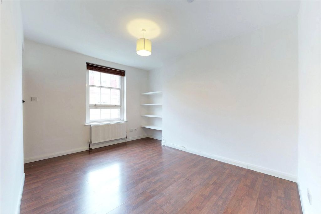 Property photo 2 of 10 Picture No. 29