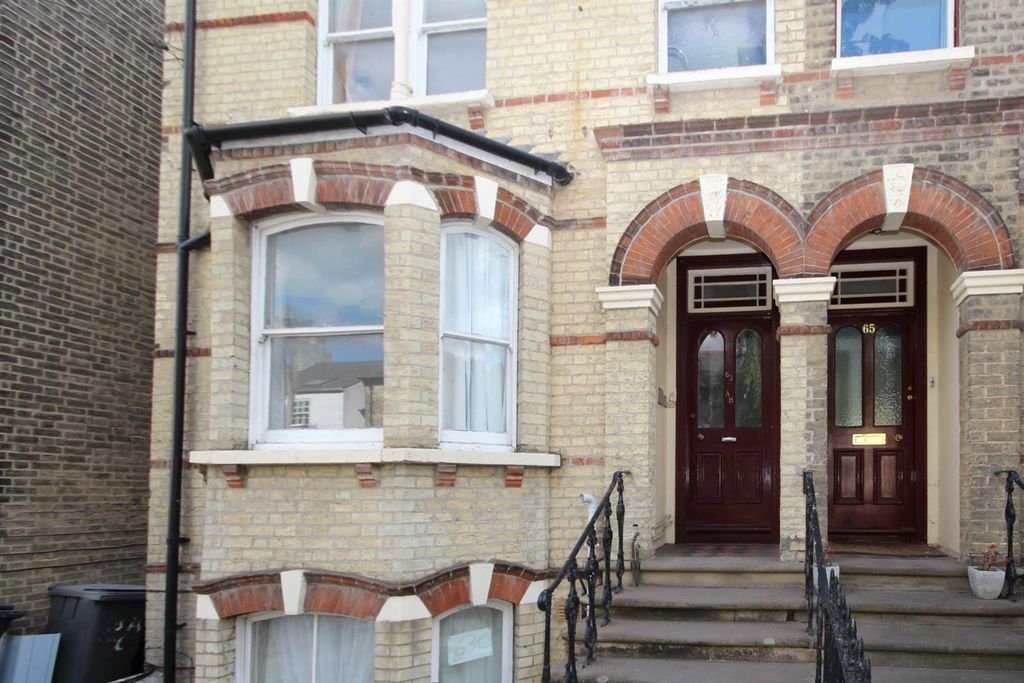 Property photo 1 of 11