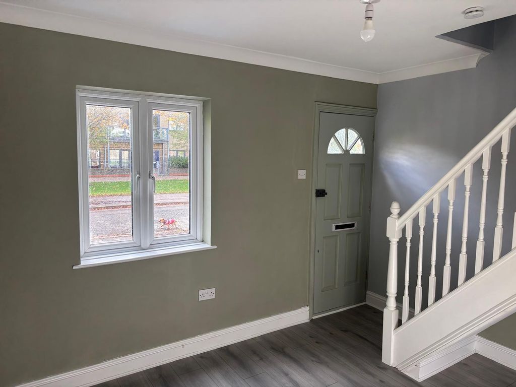 Property photo 2 of 19 Living Room